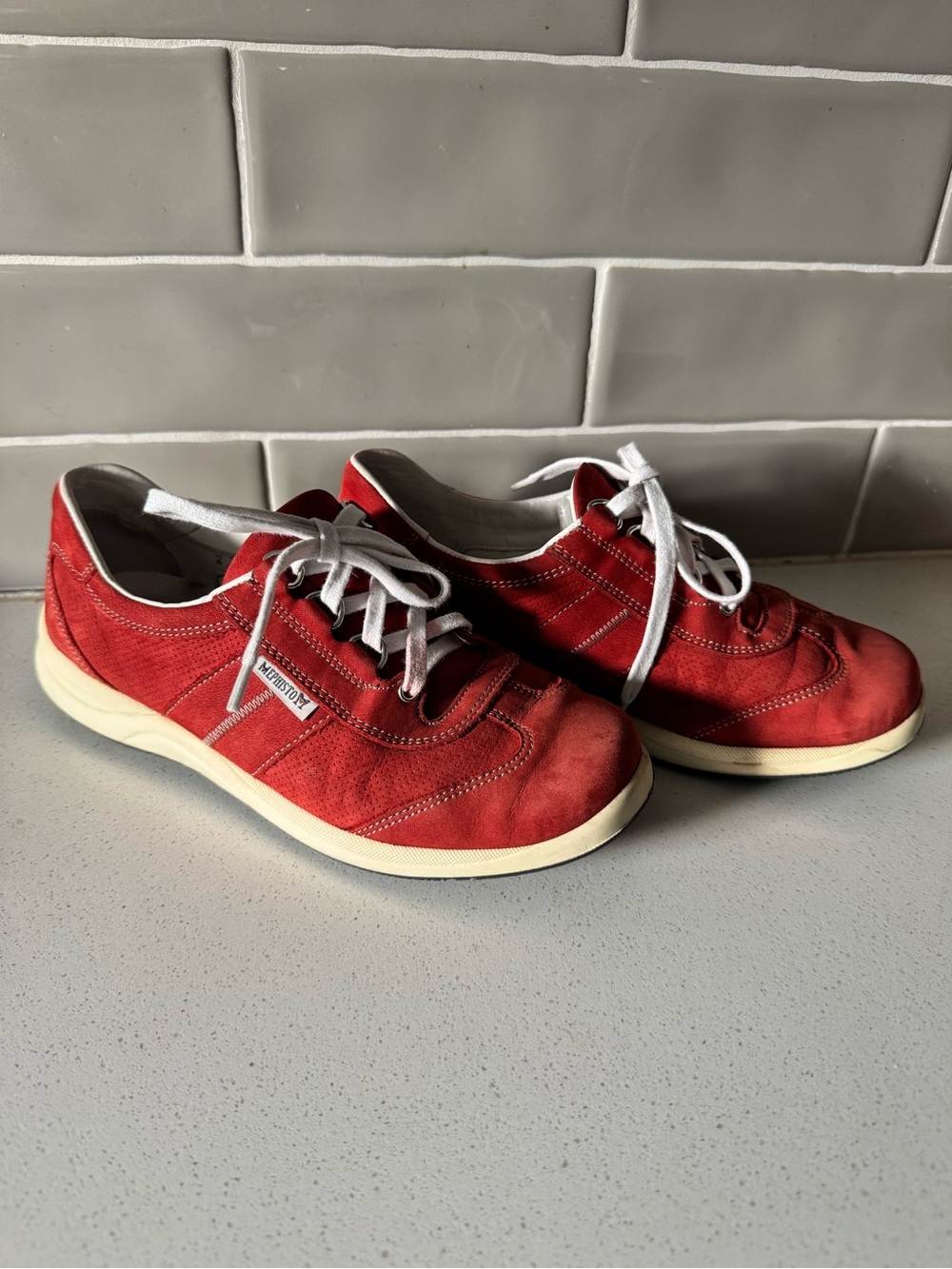 Mephisto Laser Perf Red Nubuck Sneakers Women's US 6 EUR 3.5 Comfort Walking